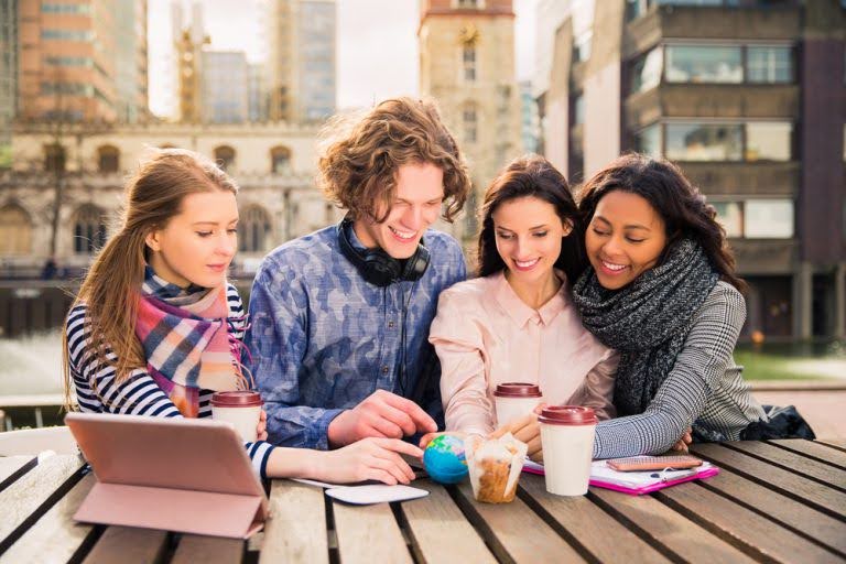 Blog - Ivy League vs. Non-Ivy League Universities for Indian Students